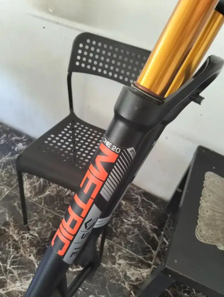 Fork sepeda MTB metric SYTE 27.5