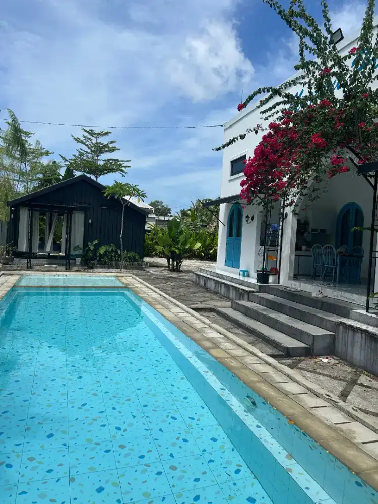 Rumah Villa Cantik Besar & Luas di Jual Murah, Lokasi tengah kota