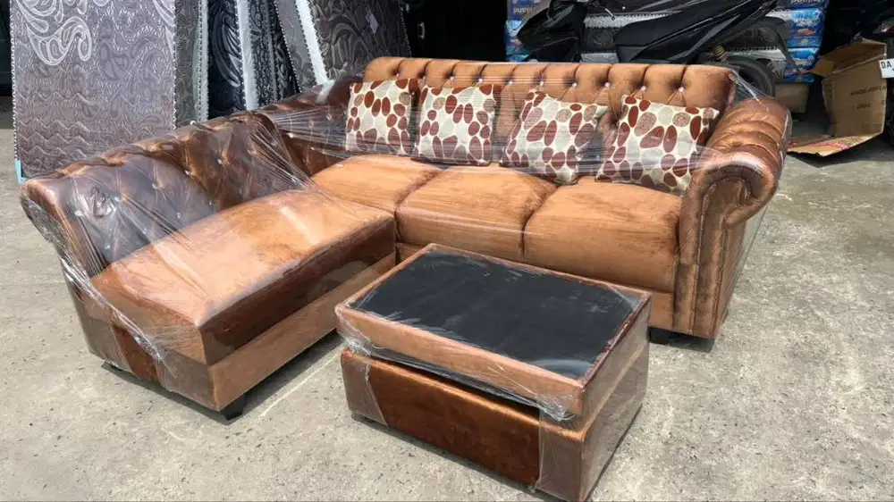 READY Sofa L Kancing Full Bludru Coklat dan Abu