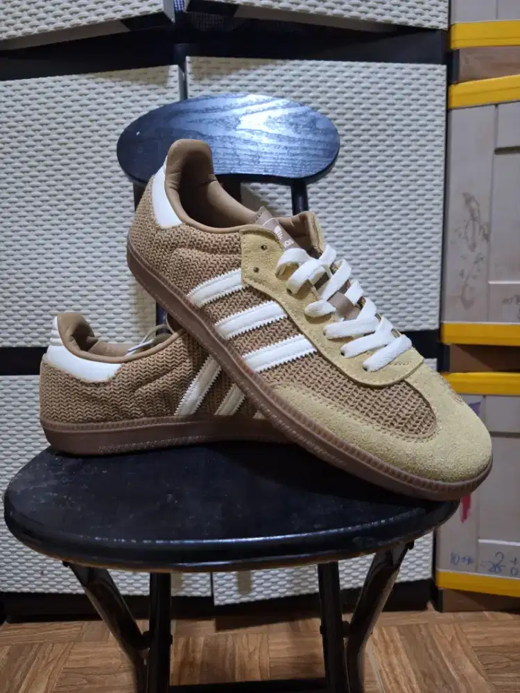 ADIDAS SAMBA OG CARBOARD BROWN SIZE 44 2/3