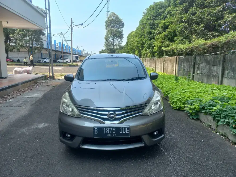 Nissan Grand livina XV at 2015