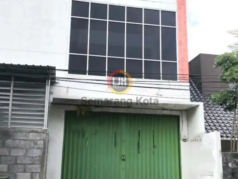 Ruko siap pakai di jalan Badak