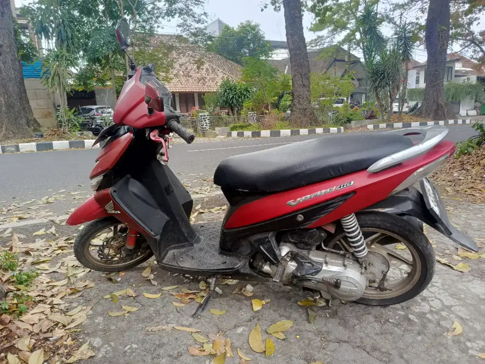 Honda Vario 2010 Nominus, Siap Pakai, surat lengkap, pajak hidup