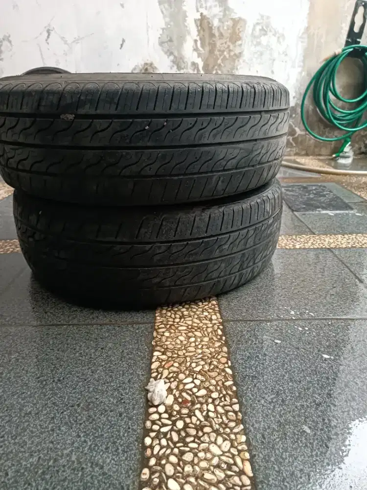 Ban bekas ukuran  R15/185/65