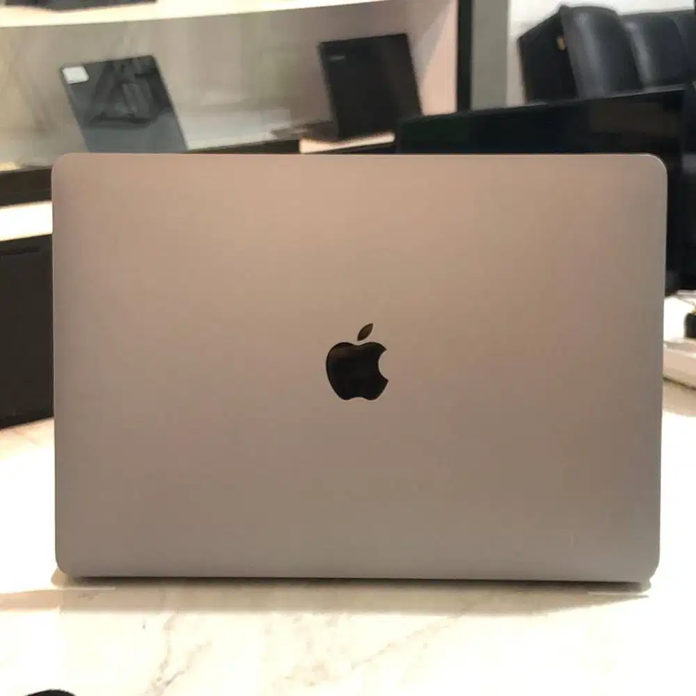 Macbook Air M1 2020 13inch Layar Retina RAM 8GB//128GB