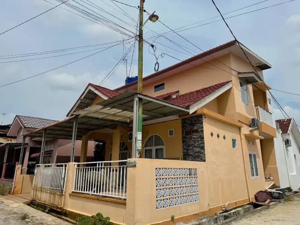 Disewakan rumah full furnished siap huni di lokasi strategis Pekanbaru