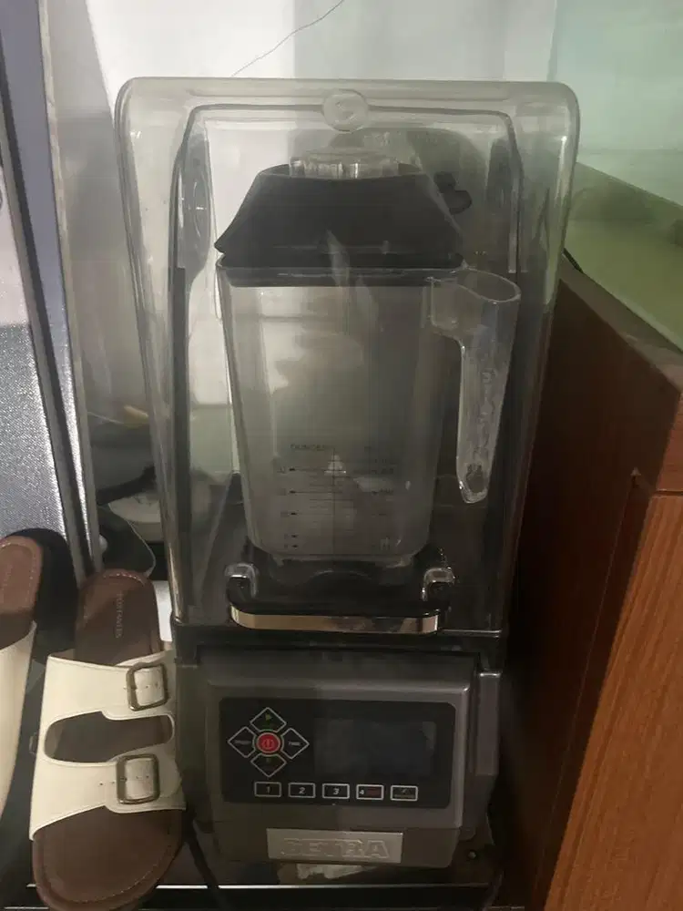 Blender getra mesin smoothies