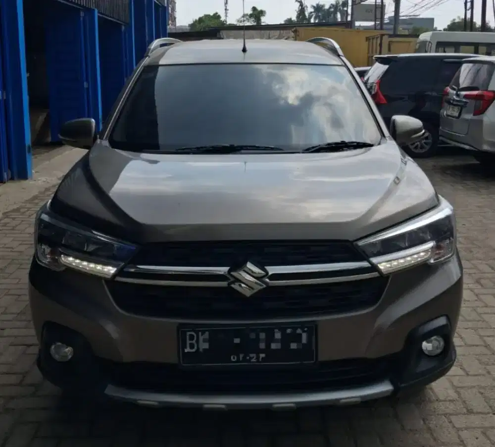 XL7 Beta Manual 2021 Abu abu