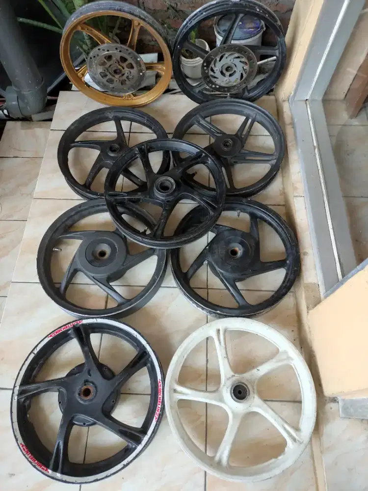 Aneka Velg Depan dan Belakang Murah