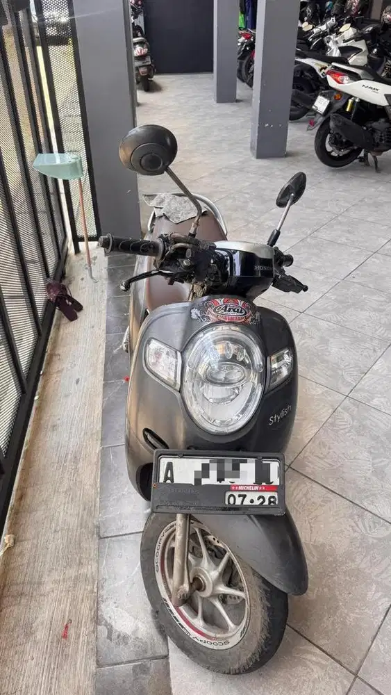HONDA SCOOPY 2018