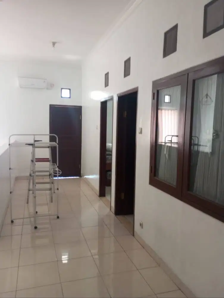 Dijual Rumah di Cluster Dekat borma dan terminal margahayu Raya