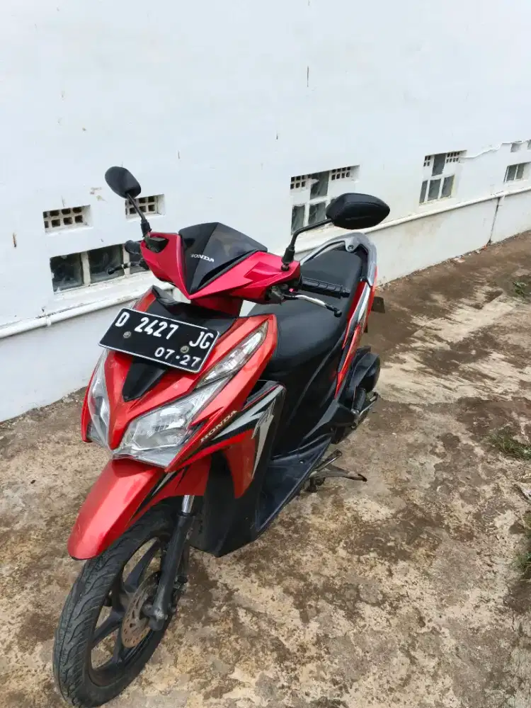 Honda vario 125 kzr fi  2012