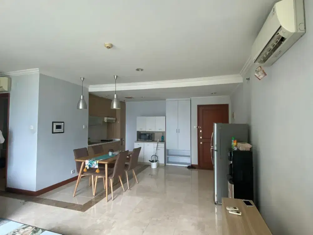 Casablanca.  studio. full. fasilitas.   tenis.  ada.   spa.   bathtub.   ada. kolam. renang