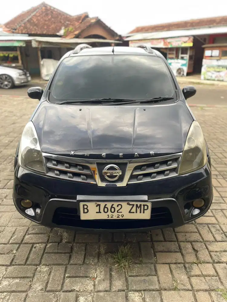NISSAN LIVINA XGEAR 2010 PAJAK ON