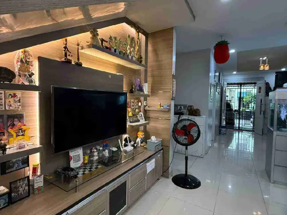 Rumah Cantik Sunter Jaya 2,5 Lantai Furnished Jual Cepat one Gate system