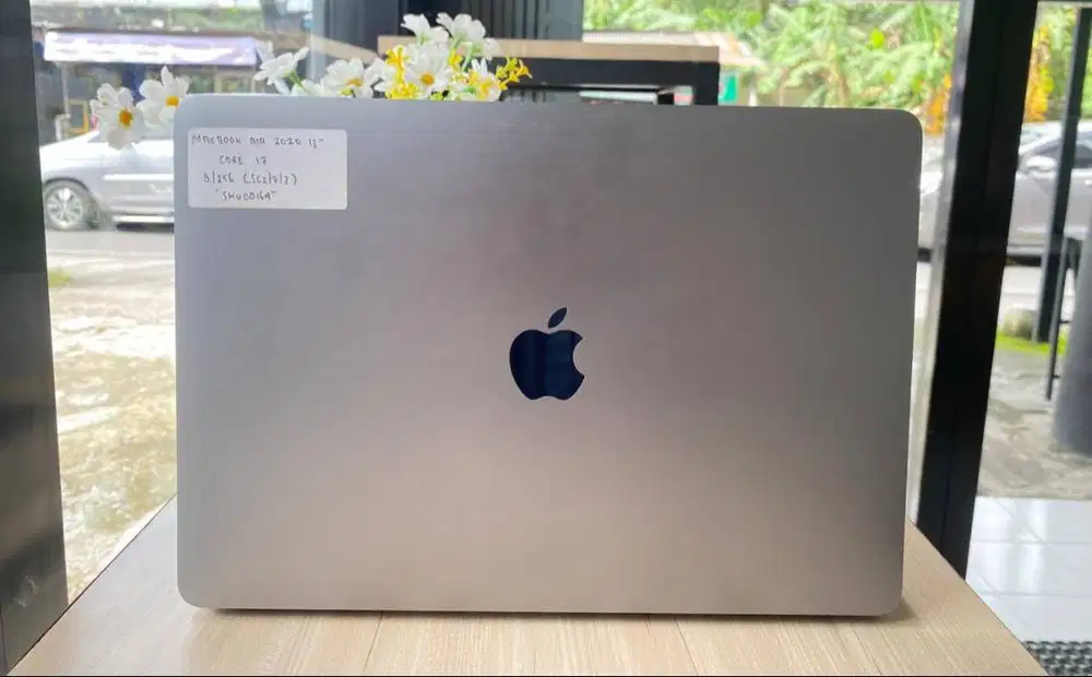 MACBOOK AIR 2020 A2179 13INCH CORE I7 RAM 8GB SSD 256GB RETINA DISPLAY