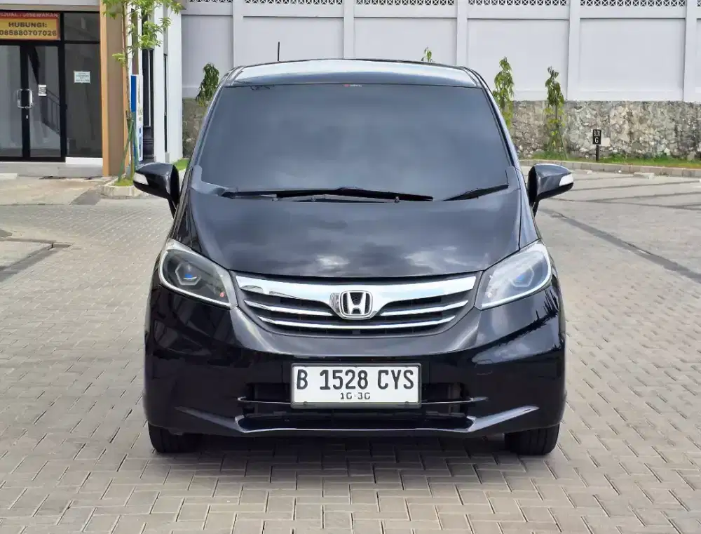 Honda Freed SD 1.5 matic 2014