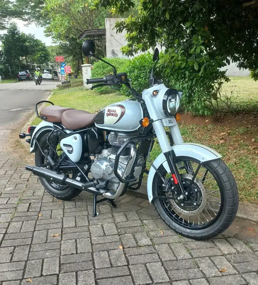Royal enfield odo 50 perak! Classic reborn 350