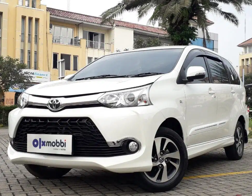 TDP 8,JT, Toyota Avanza 1.5 Veloz Bensin-AT Putih 2018
