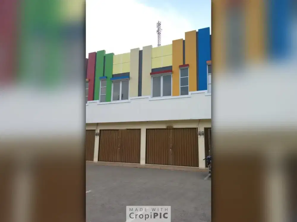 Disewakan Ruko 2 Lantai Strategis Parkir Luas Harga 50 Juta