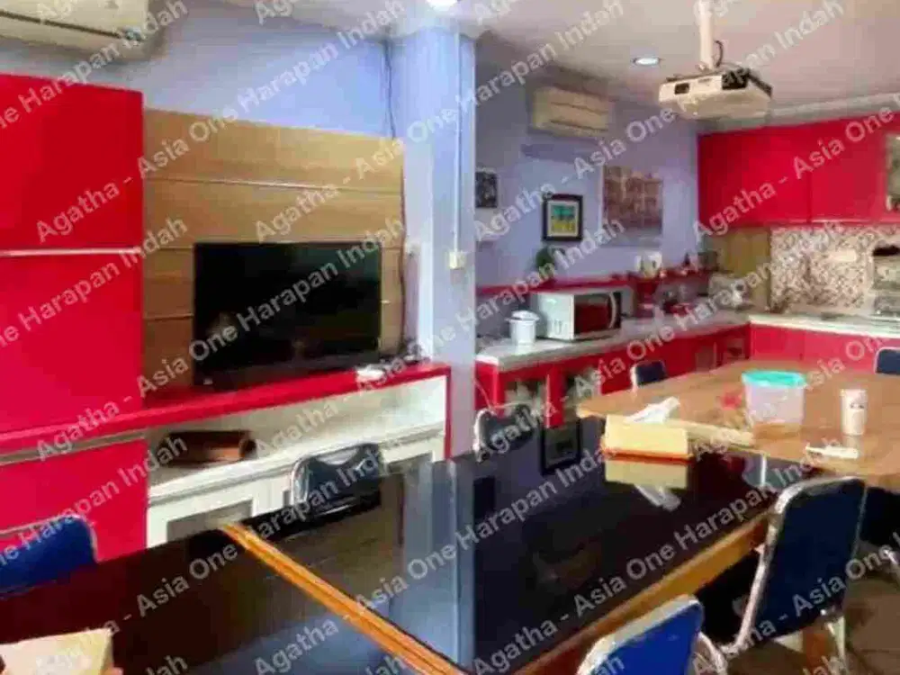 disewakan Gedung terawat lokasi strategis di Cikini, Jakarta Pusat