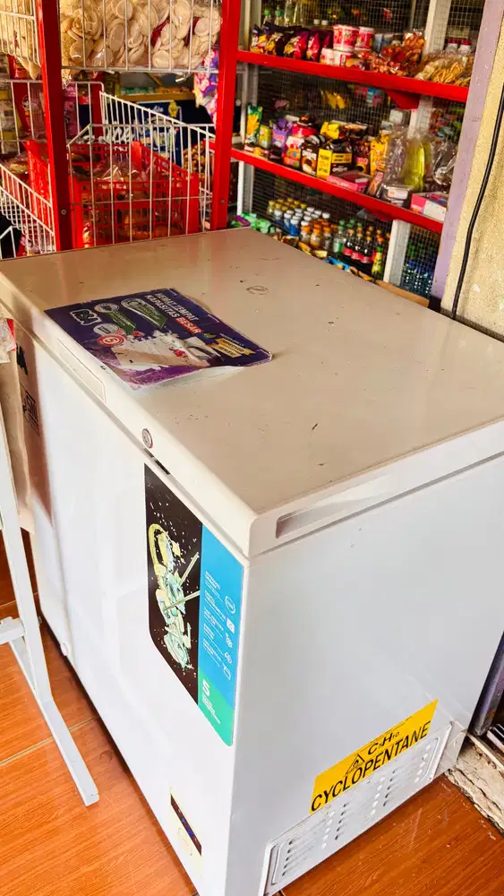 Freezer bekas blora