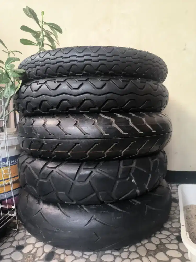 BAN Bekas W175 Ukuran Besar