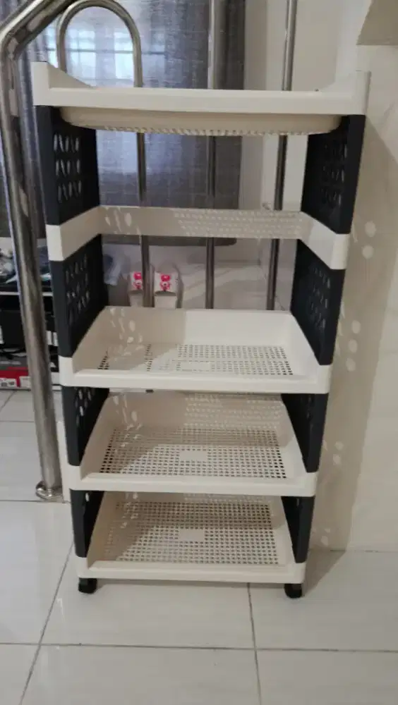 RAK SERBAGUNA 4 TINGKAT MERK ROVEGA