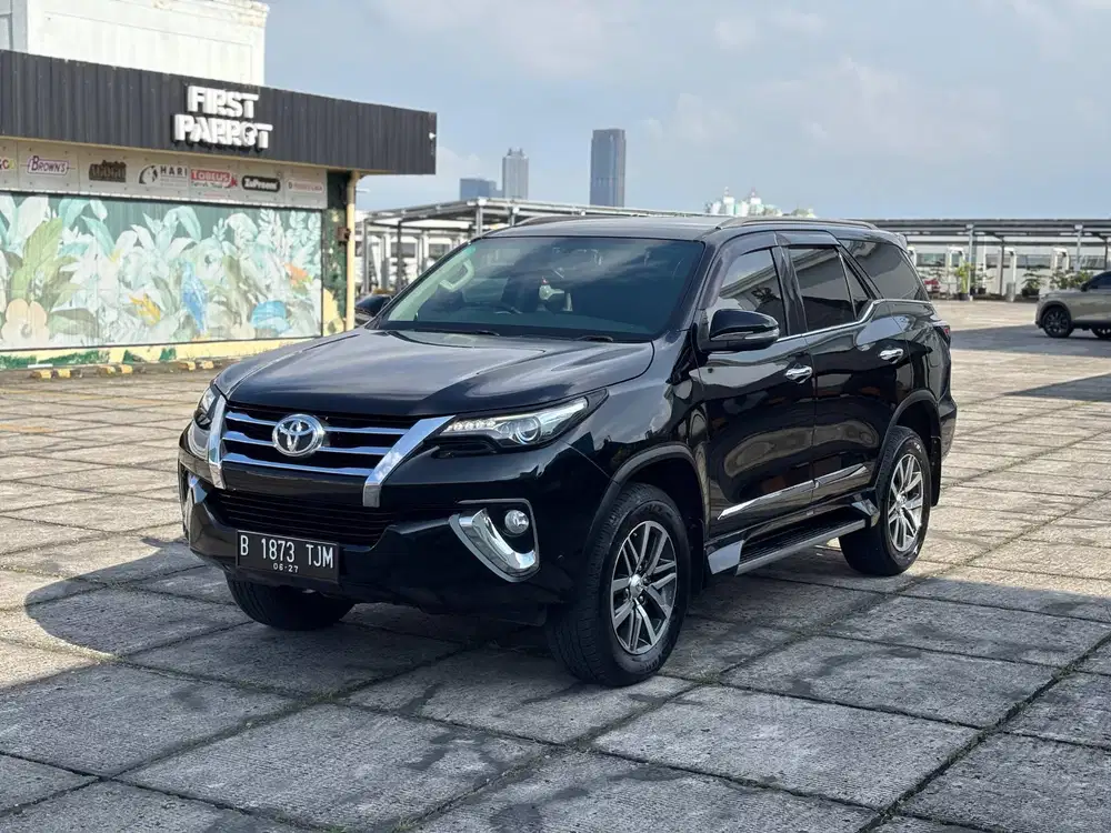Toyota Fortuner VRZ 2017 Diesel 4X2 AT