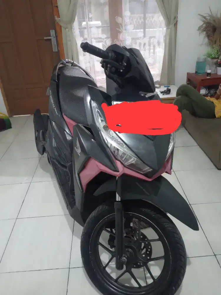 VARIO OLD 2016 warna Hitam