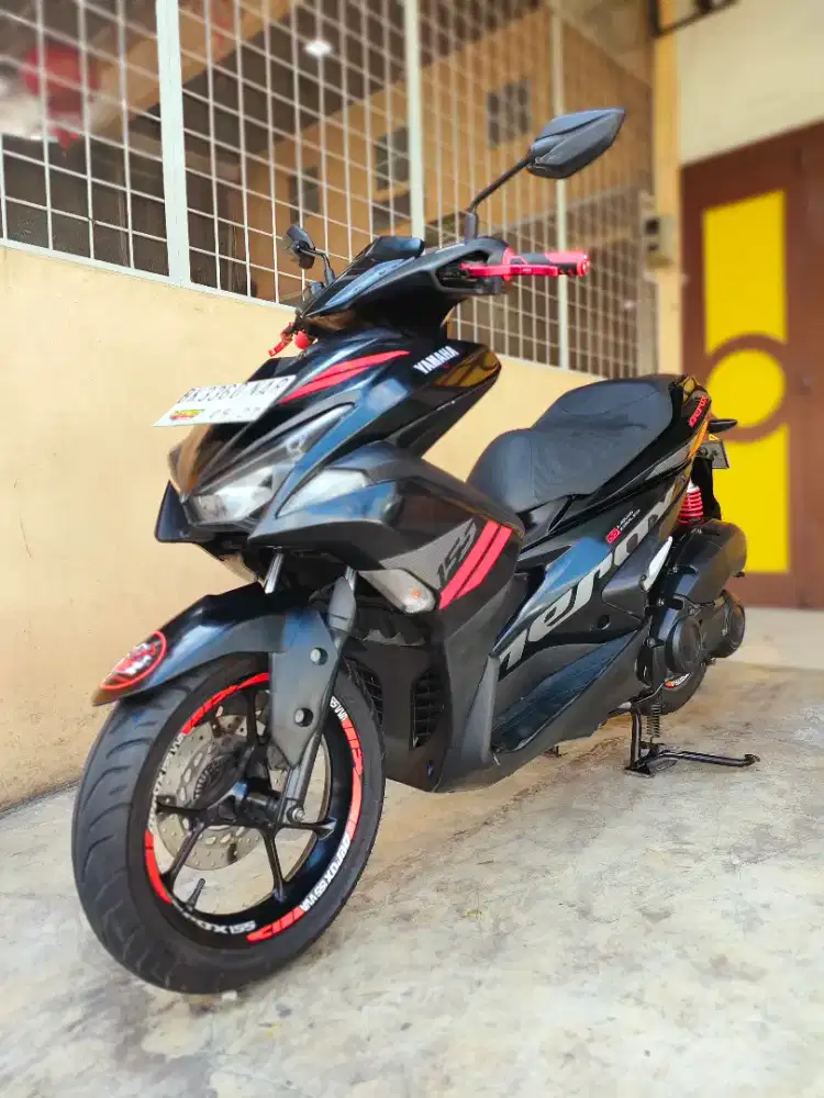 Yamaha Aerox / Aerox 155 2017, Black Premium Metalic, Unit Mulus.