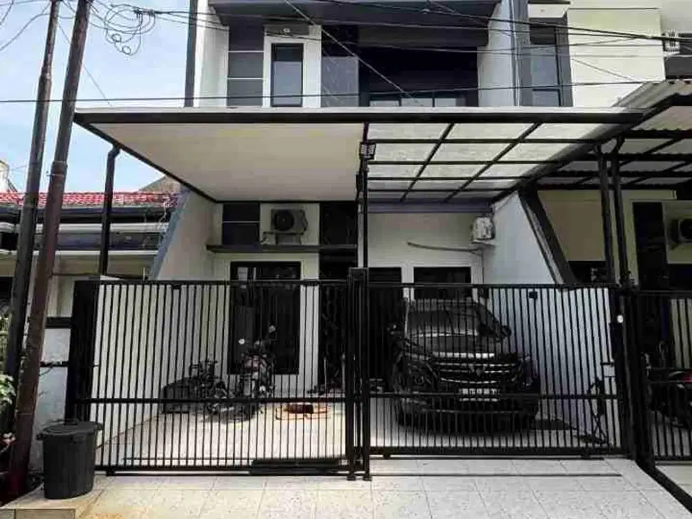 jual cepat (BU) rumah mungil desain mewah 2 lantai minimalis Pondok Tjandra full furnish, row jalan lebar