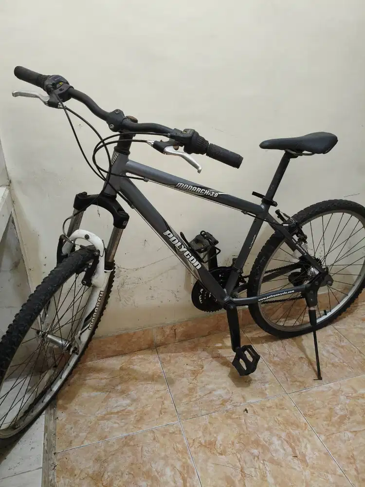 Sepeda Polygon Monarch 3.0 Tahun 2013