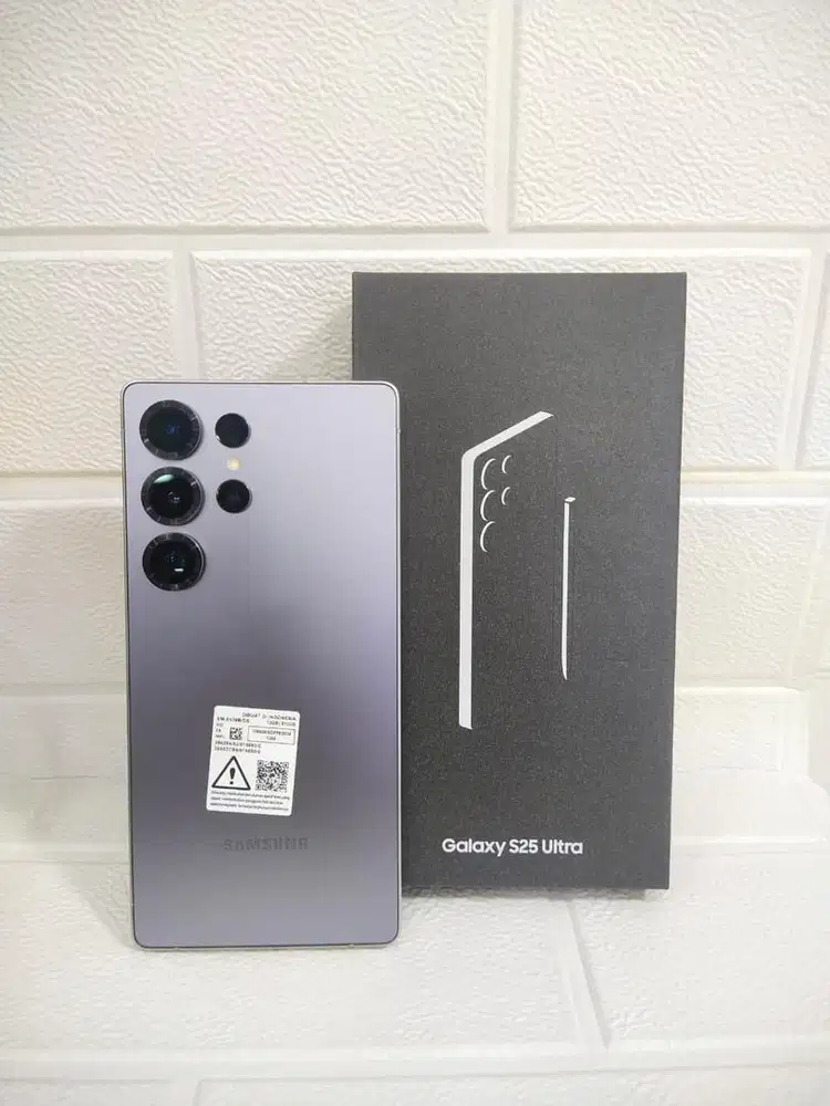 Samsung S25 ultra 12/512 like new full original
