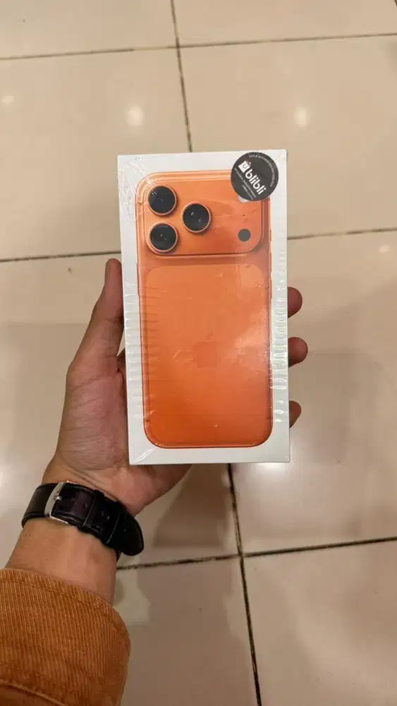 Iphone 17pro 256gb blibli new