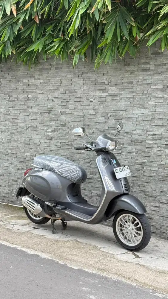 Vespa Sprint 2018 Grey Istimewa