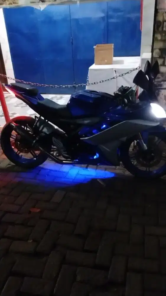 Motor Berkualitas R15 V2 2016, SS Lengkap STNK & BPKB, Dijual Murah