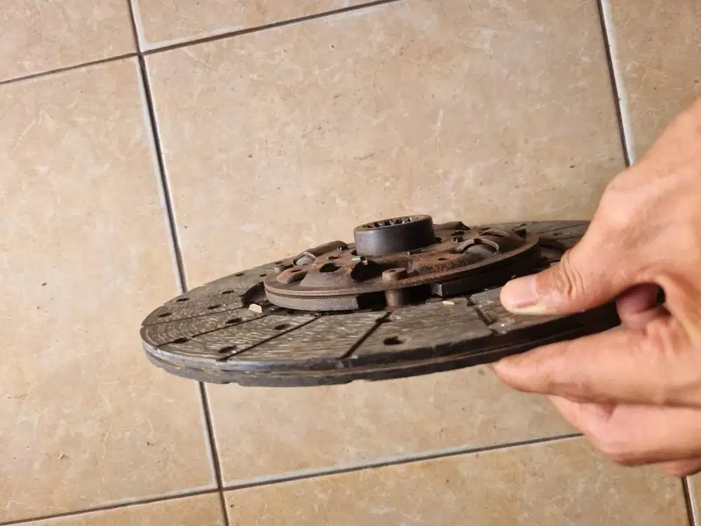 Pas kopling mobil codisel canter