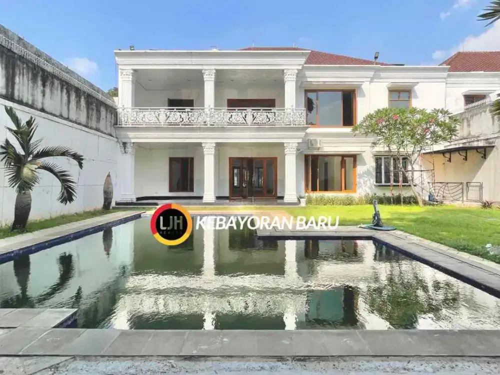 Disewakan rumah luas dan megah bisa untuk kantor di Kemang Jakarta Selatan