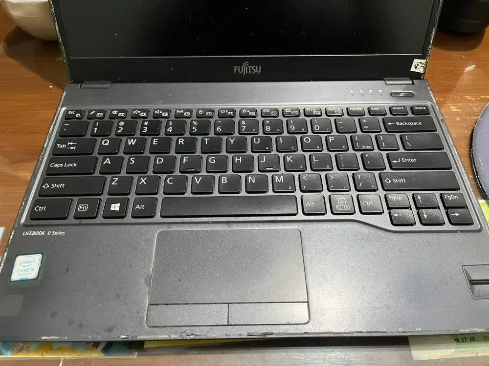 Laptop Fujitsu U938 i5 Gen8 20Gb RAM - SSD256