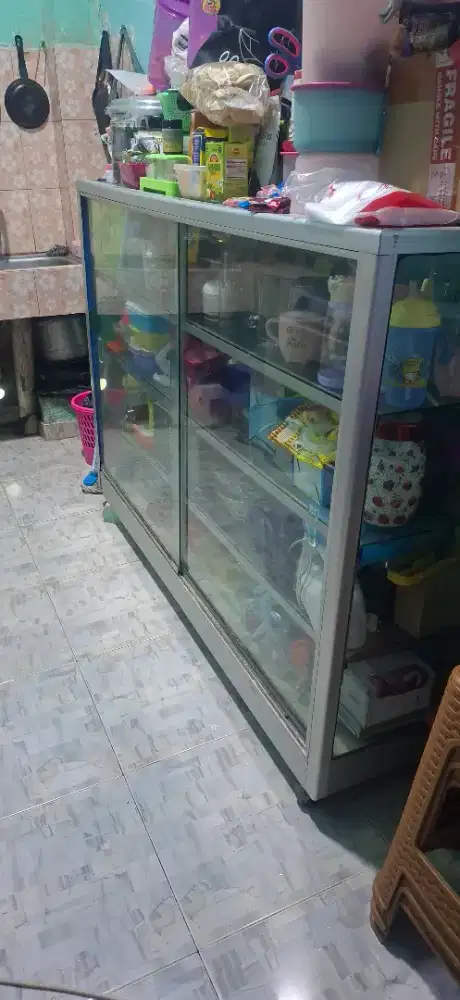 Etalase warung,etalase kaca 4 tingkat