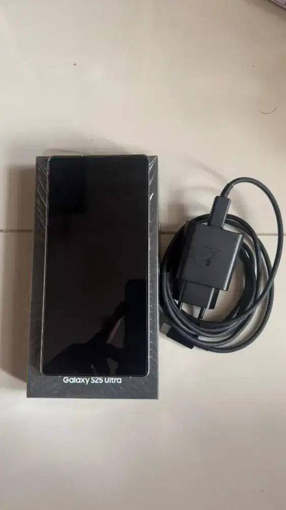 WTS Samsung S25 Ultra 512GB Titanium Black