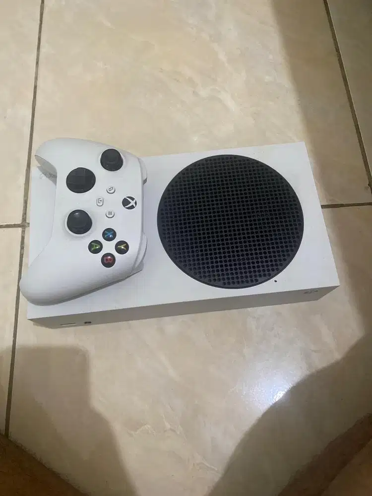 Xbox series s second like new