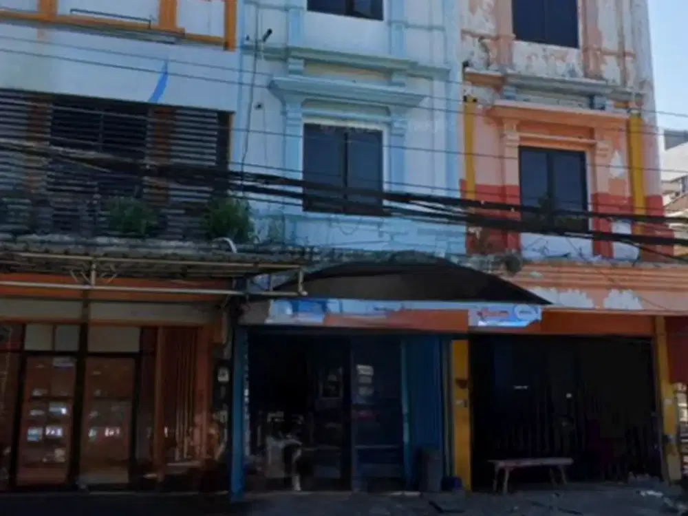 Ruko Arif Rahman Hakim dekat klampis Surabaya timur