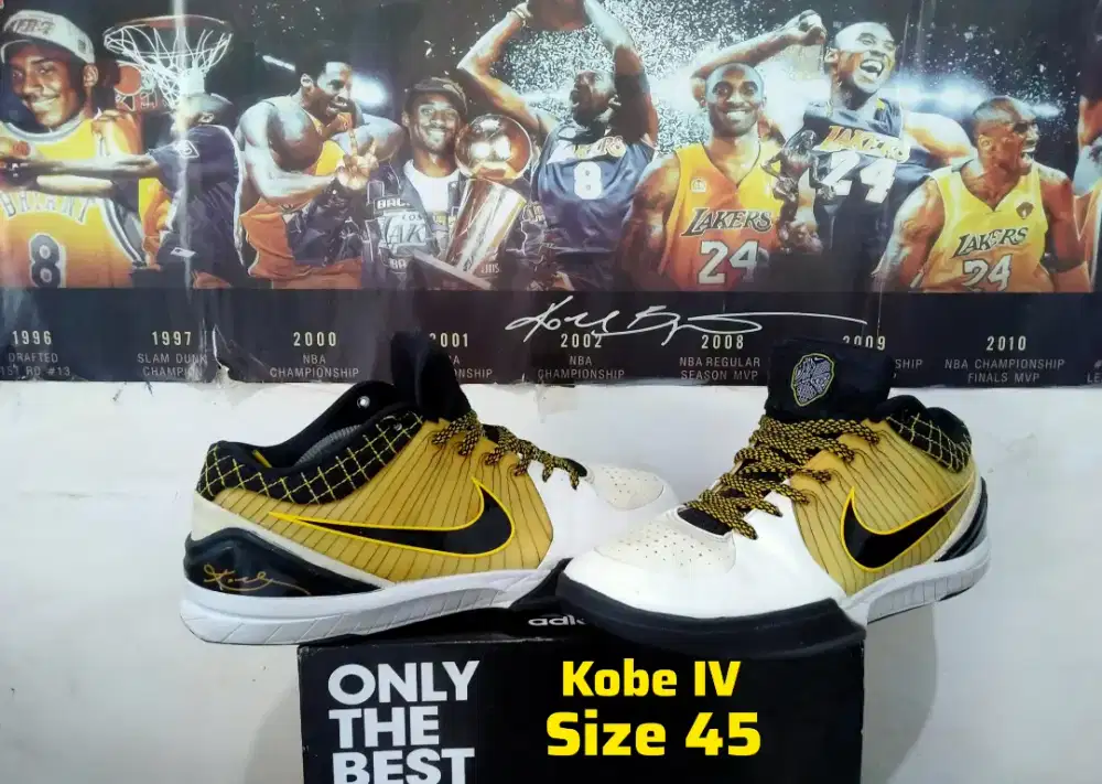 Sepatu Basket Nike Kobe Protro IV size 45