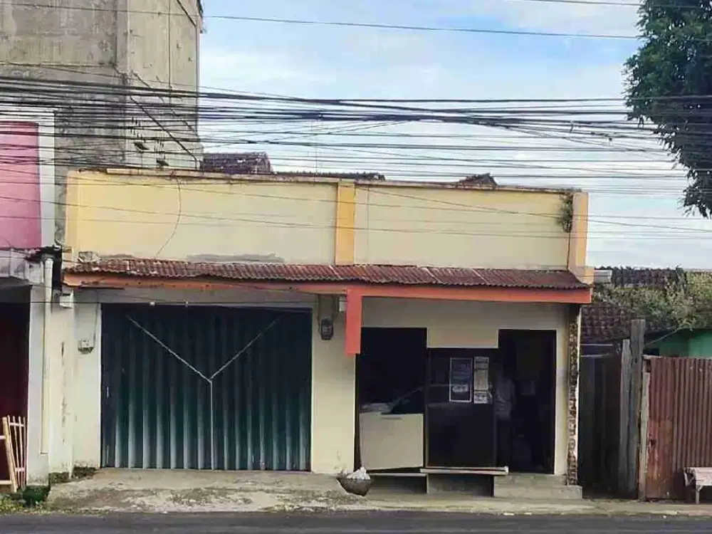 Ruko pinggir jalan pusat kota jember