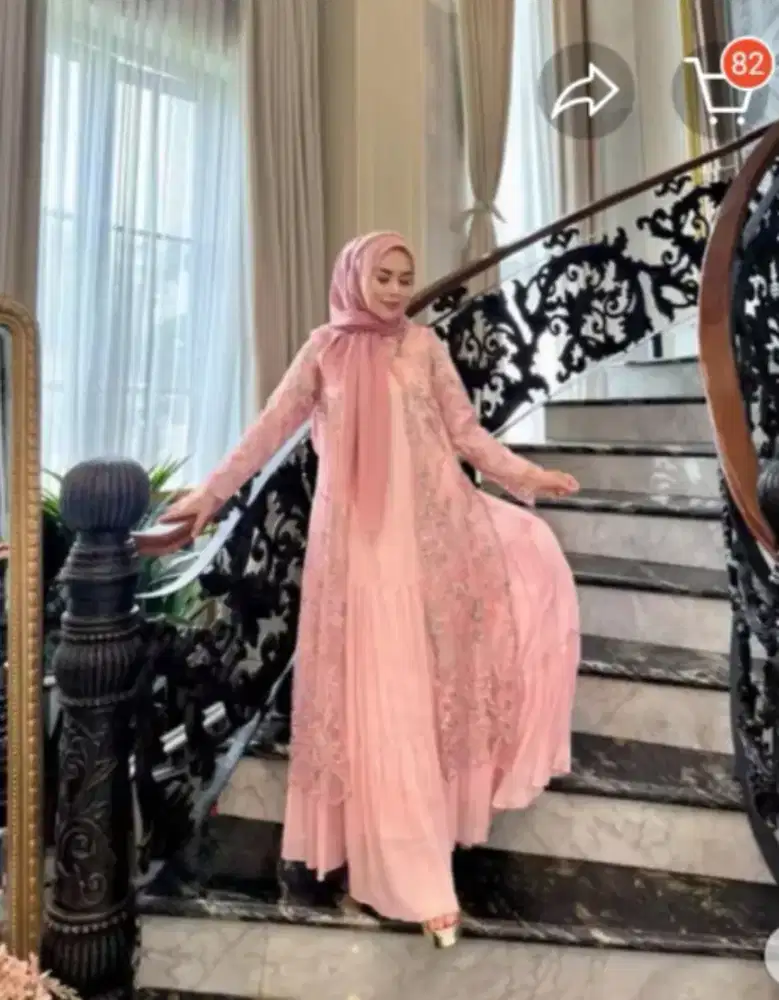 Journey dress brukat