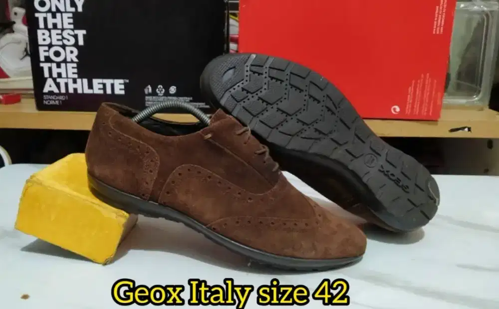 Sepatu Casual Geox Italy