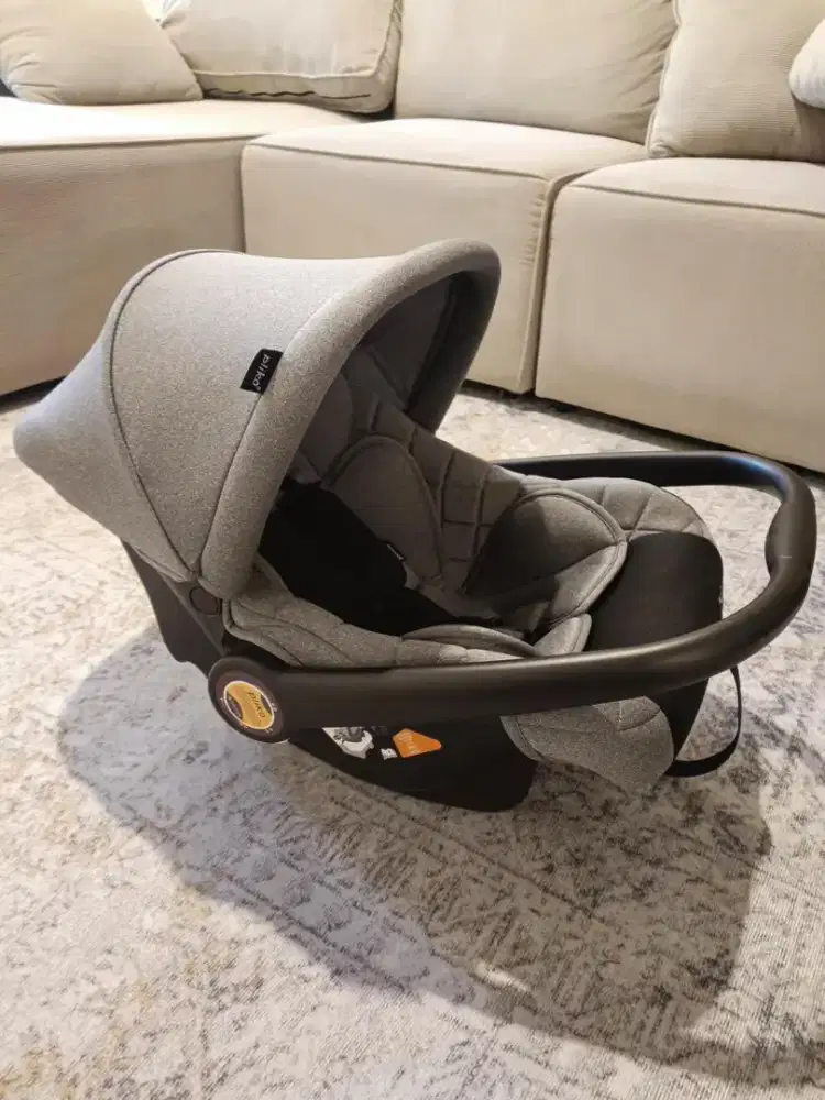 Car Seat Bayi Pliko Puffy