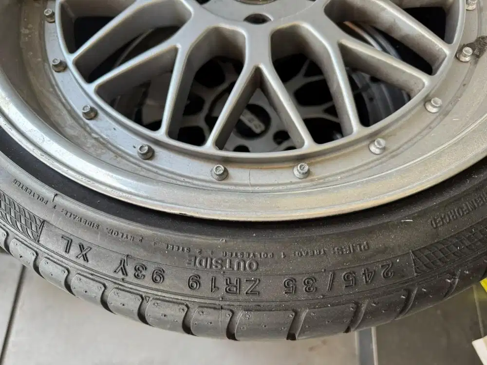 Velg R19 merk BBS